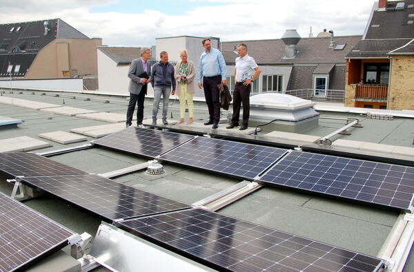 Bild vergrößern: Photvoltaikanlage auf dem Landratsamt
