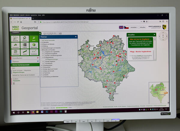 Bild vergrößern: Der »Pflege-Monitor Vogtlandkreis« ist ein neues kostenfreies digitales Angebot des Vogtlandkreises.