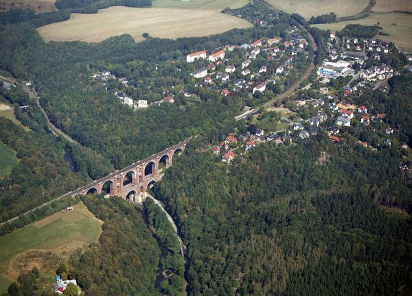 Bild vergrößern: TV_Elstertalbrücke