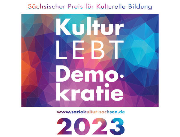 Bild vergrößern: Auf dem Bild sieht man das Logo des  »Sächsischen Preis für Kulturelle Bildung 2023«
